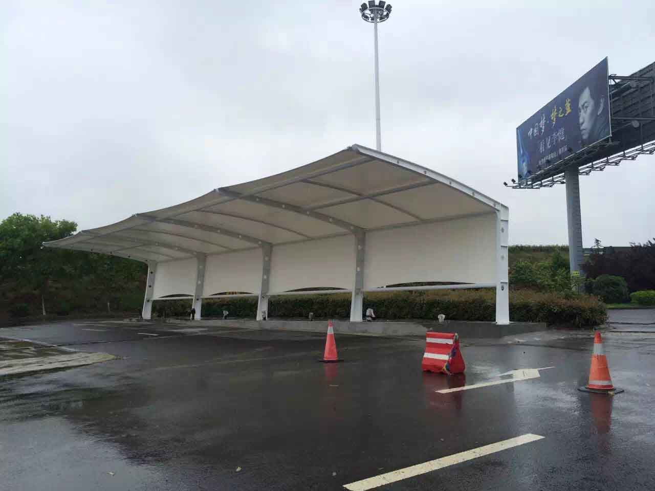 張拉膜結(jié)構(gòu)